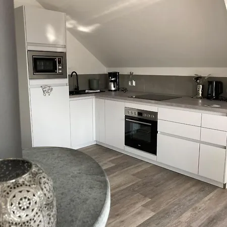 Appartement Fewo Lindenhof Alt Reddevitz